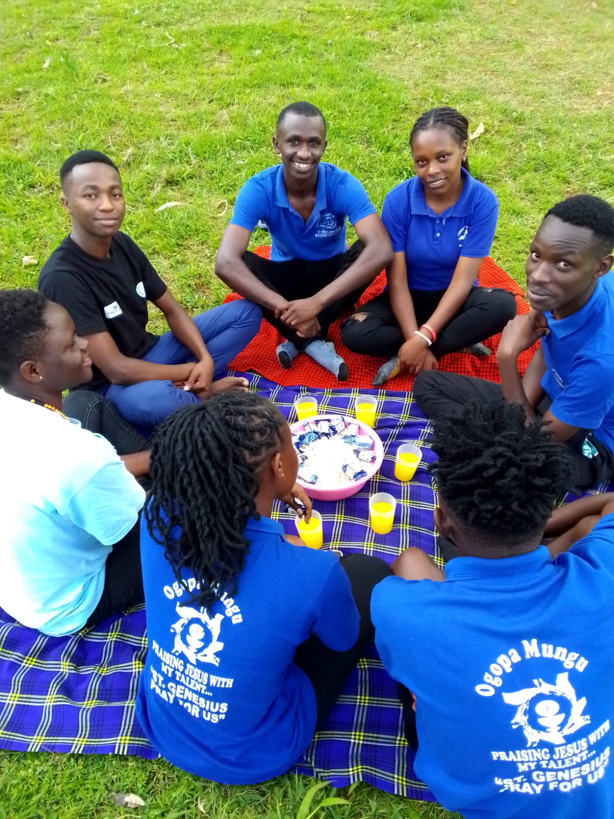 Students of the Catholic Students' Association praying together on campus